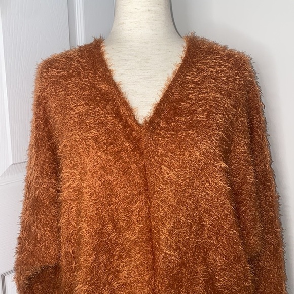 Jolie sweater size L NWT - Picture 2 of 7